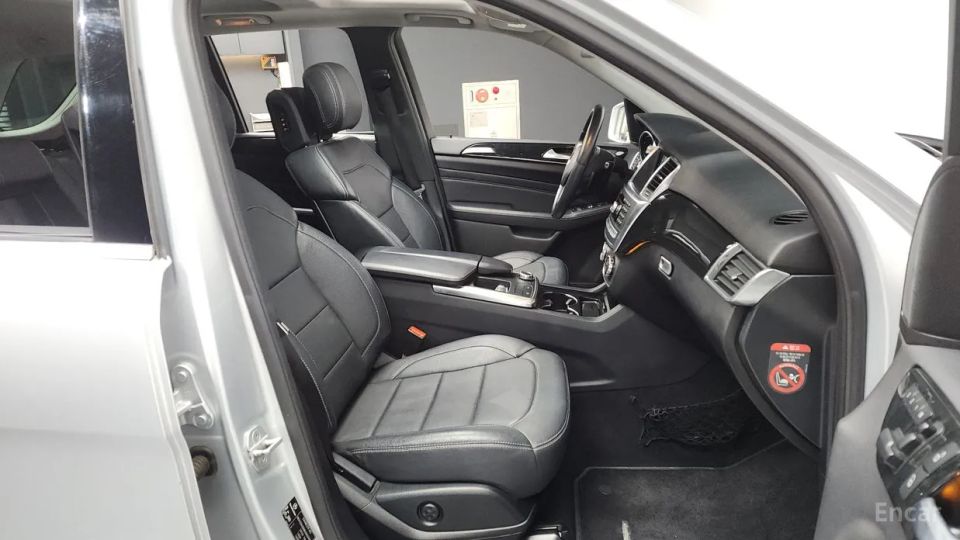 Mercedes-Benz M-class