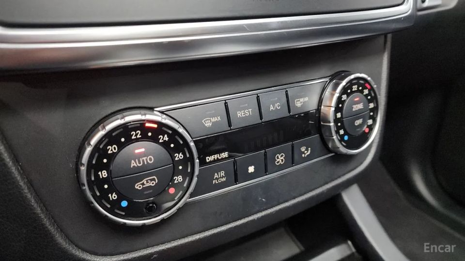 Mercedes-Benz M-class