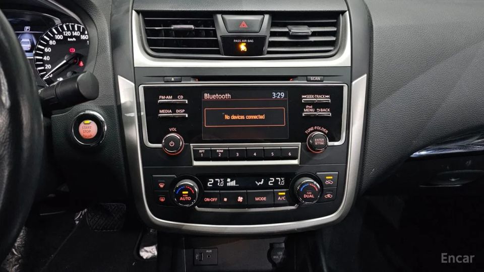 Nissan altima