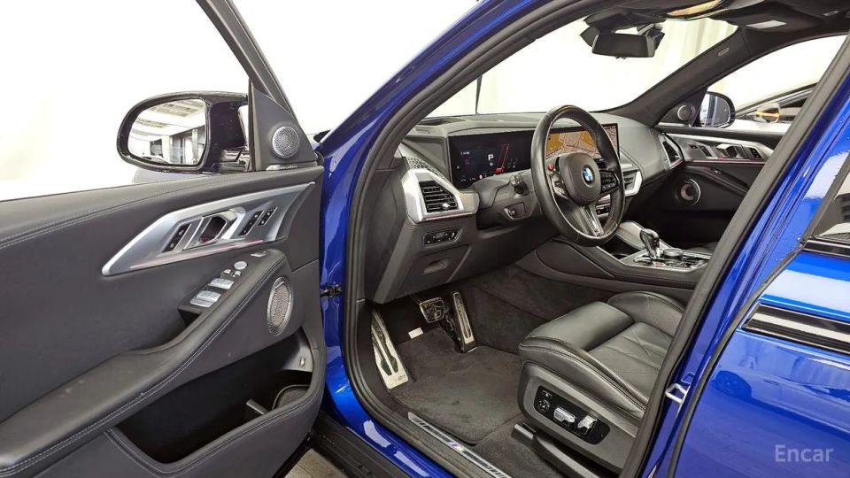 BMW XM