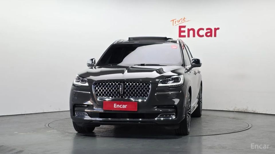 Lincoln Aviator