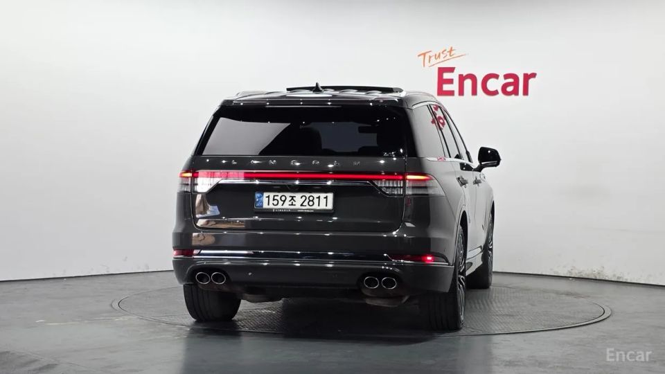 Lincoln Aviator