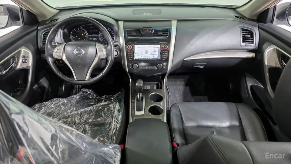 Nissan altima