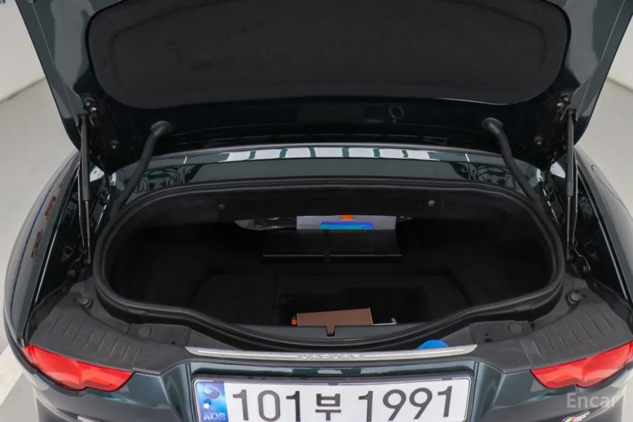 Jaguar F-TYPE