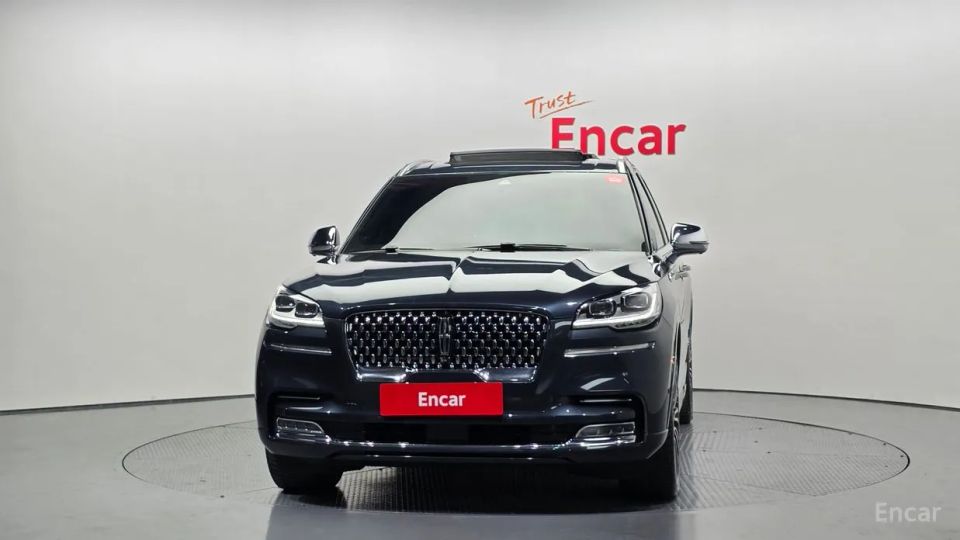 Lincoln Aviator