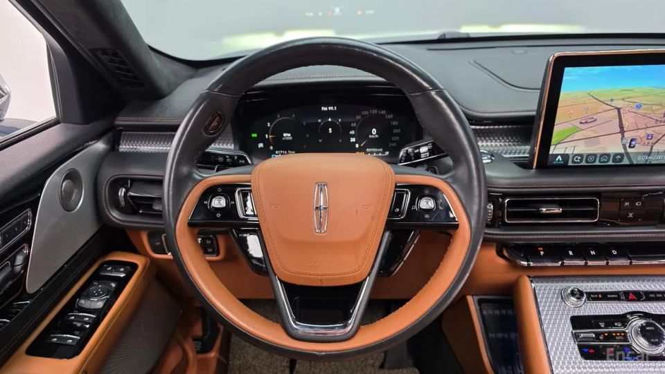 Lincoln Aviator
