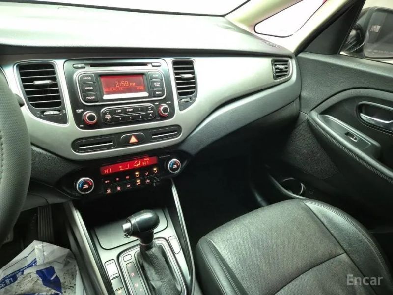 Kia Carens