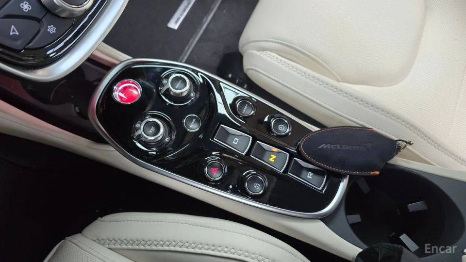 Mclaren GT