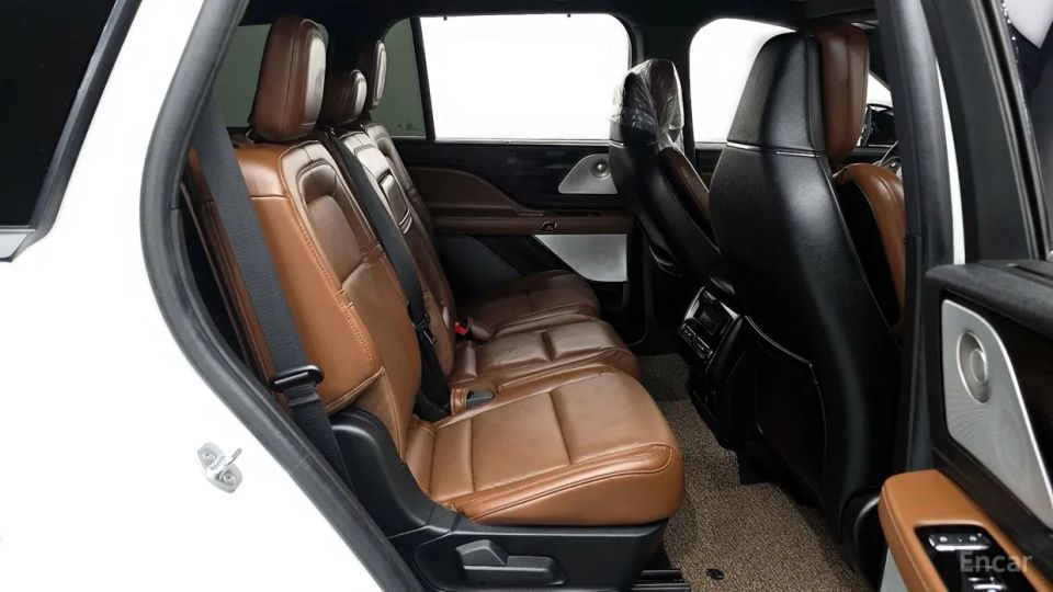 Lincoln Aviator