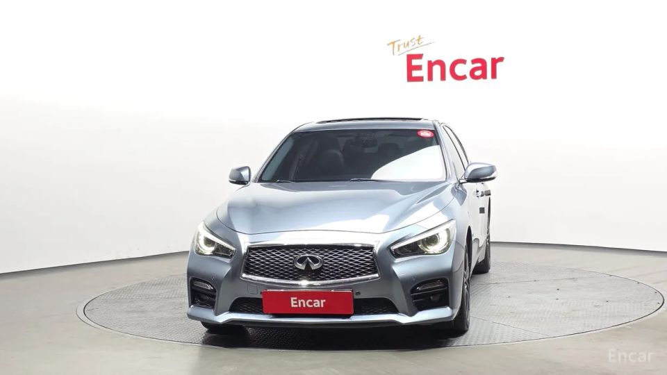Infiniti Q50