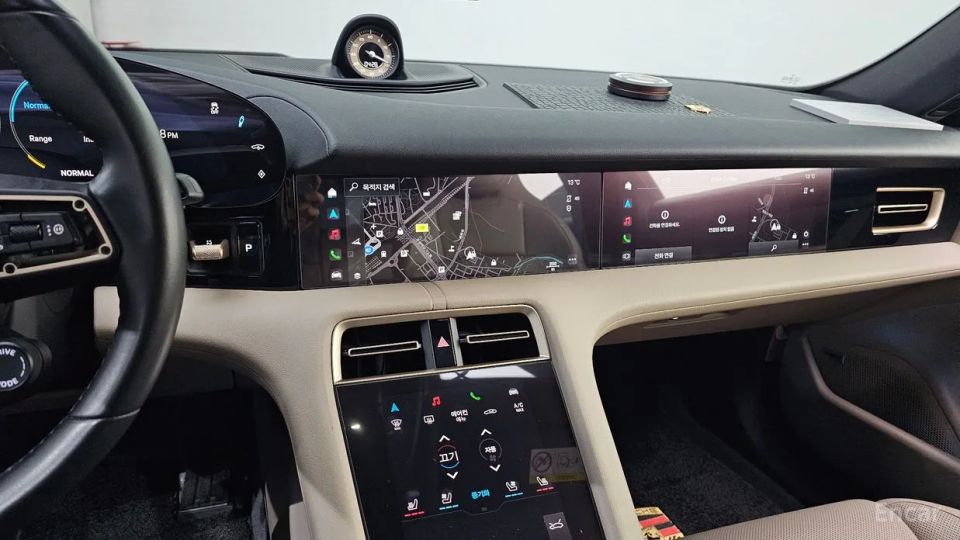 Porsche Taycan