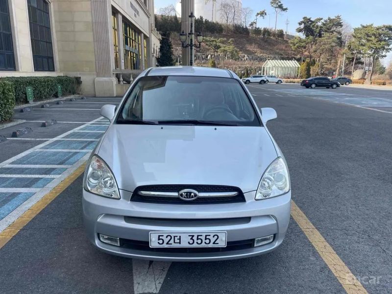 Kia Carens