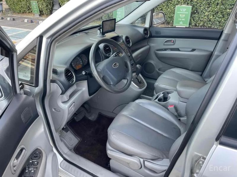 Kia Carens