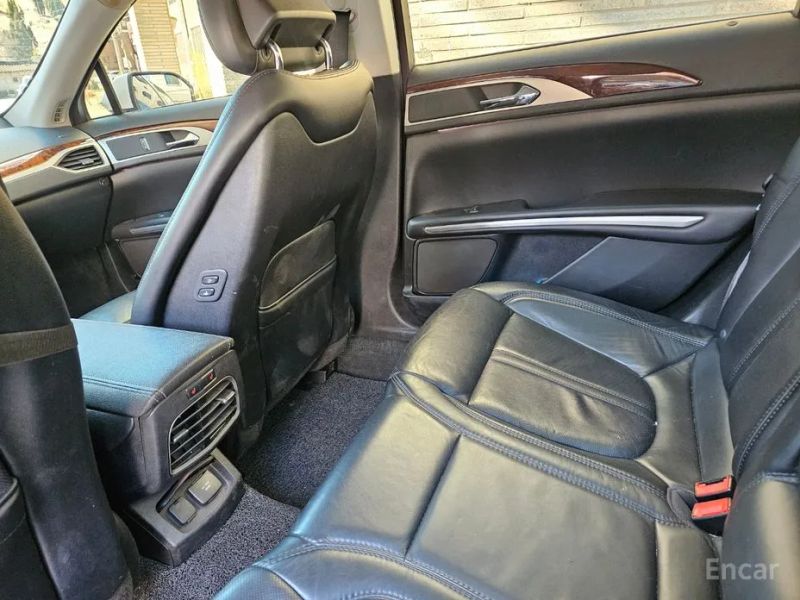 Lincoln MKZ