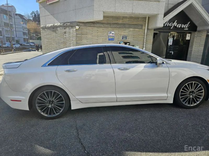 Lincoln MKZ