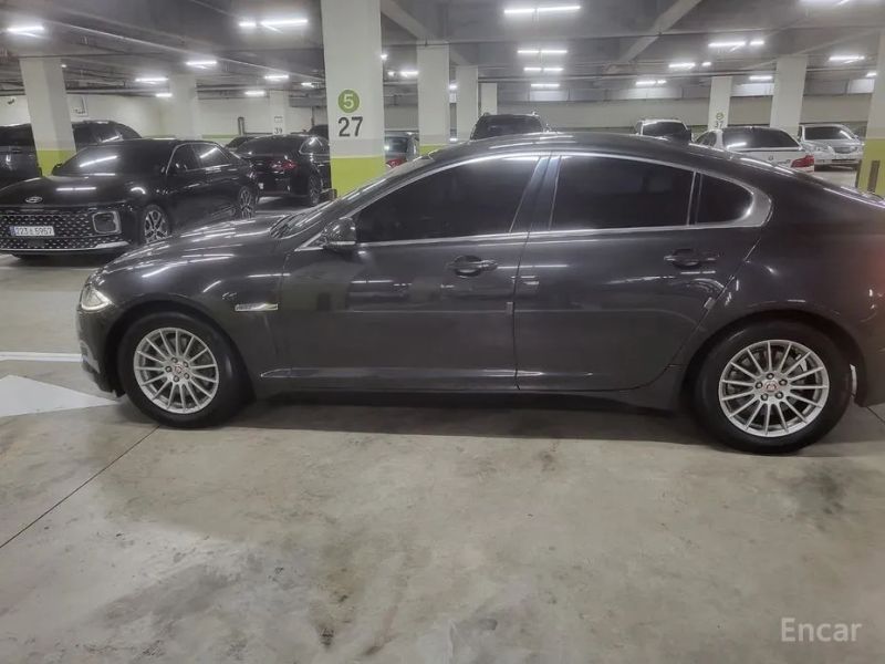 Jaguar xf