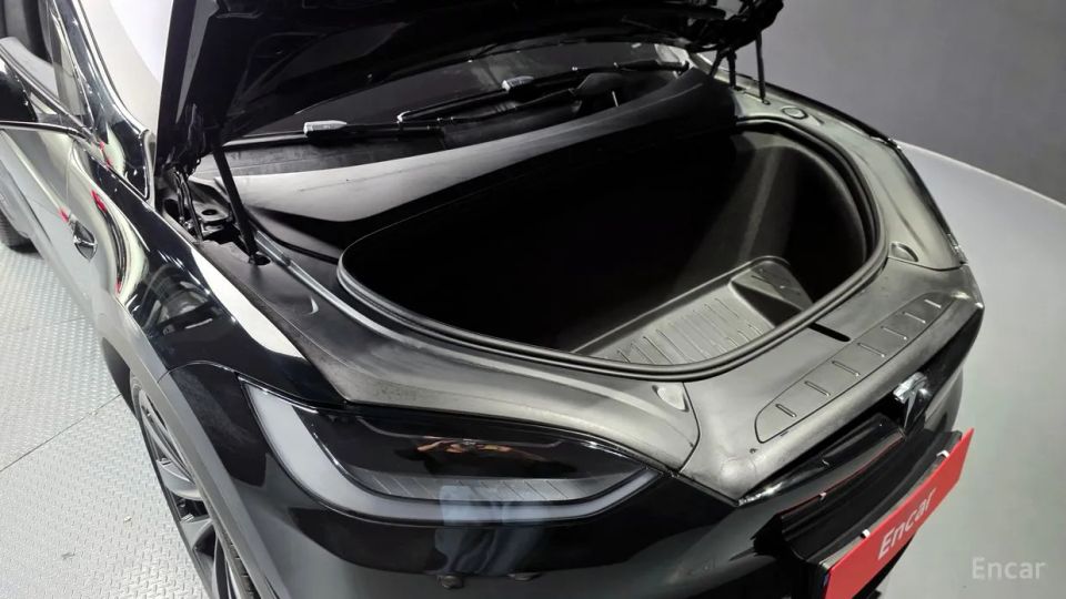 Tesla model-x