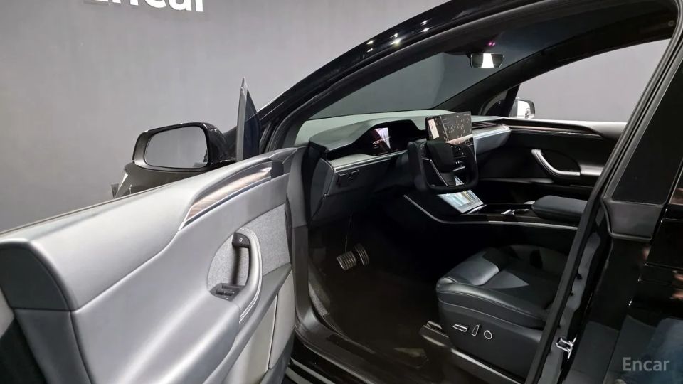 Tesla model-x