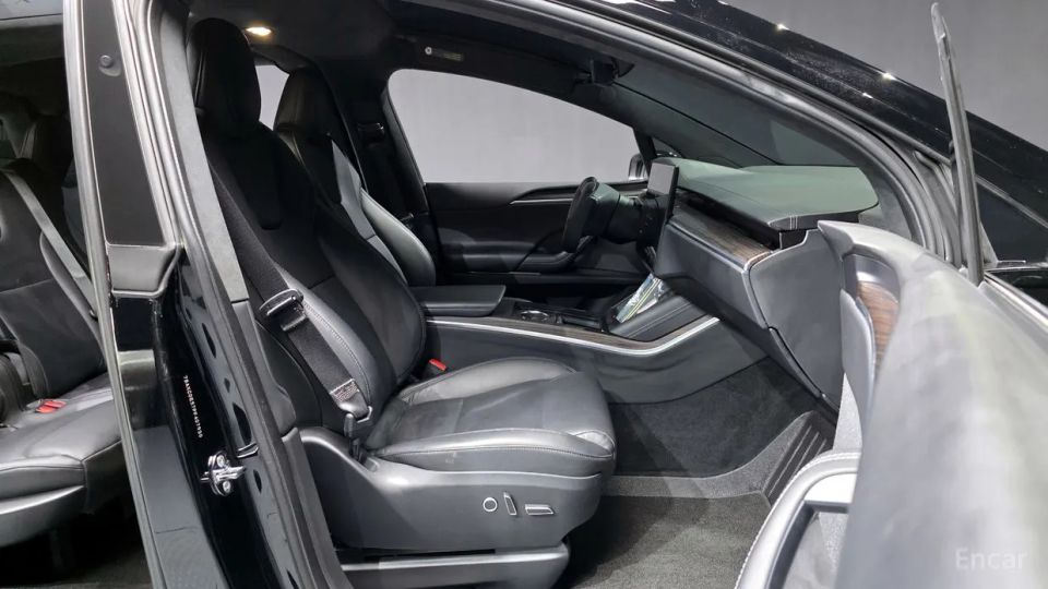 Tesla model-x