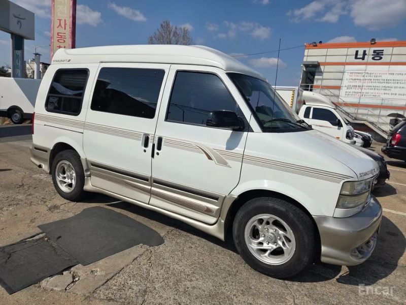 GMC Safari