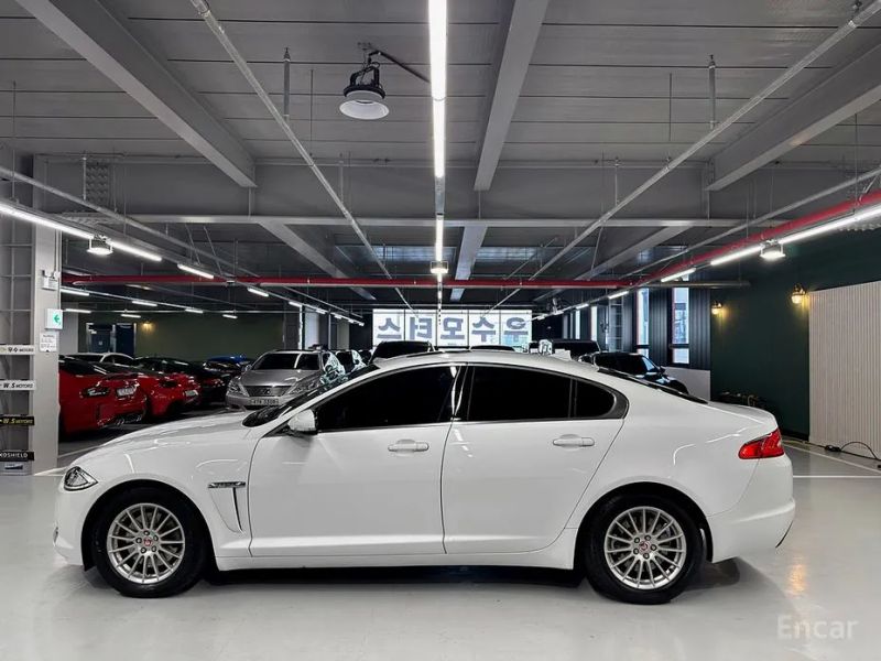 Jaguar xf