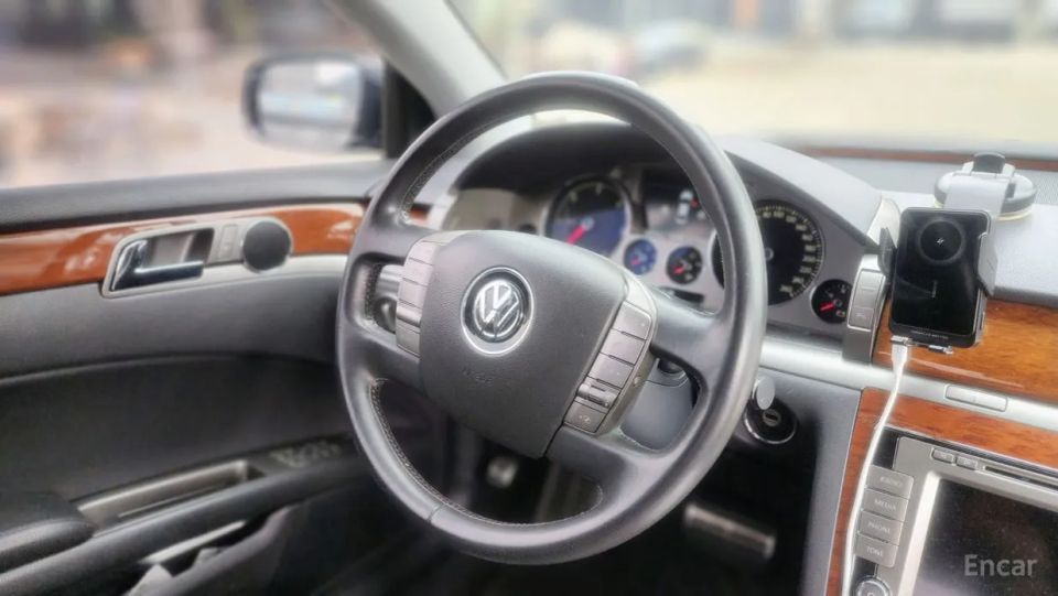 Volkswagen Phaeton