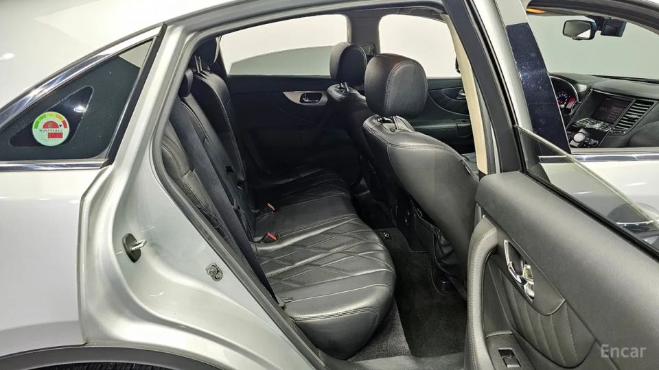 Infiniti FX