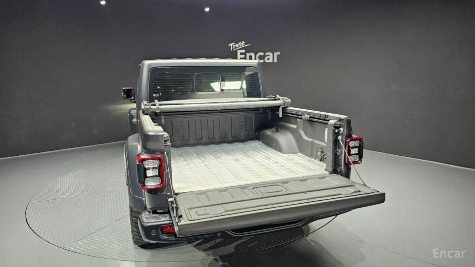 Jeep gladiator