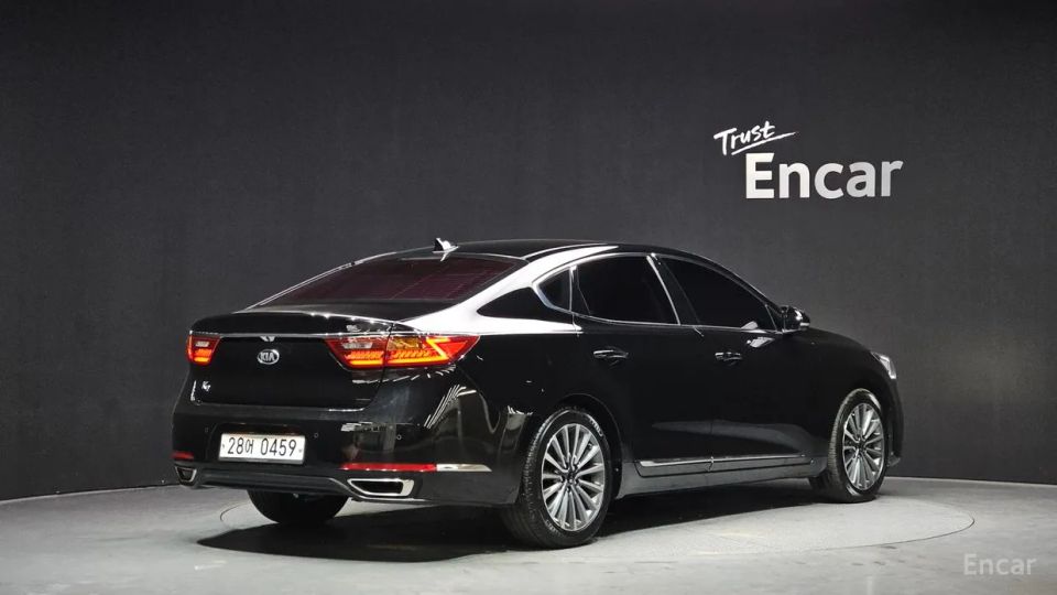 Kia K7