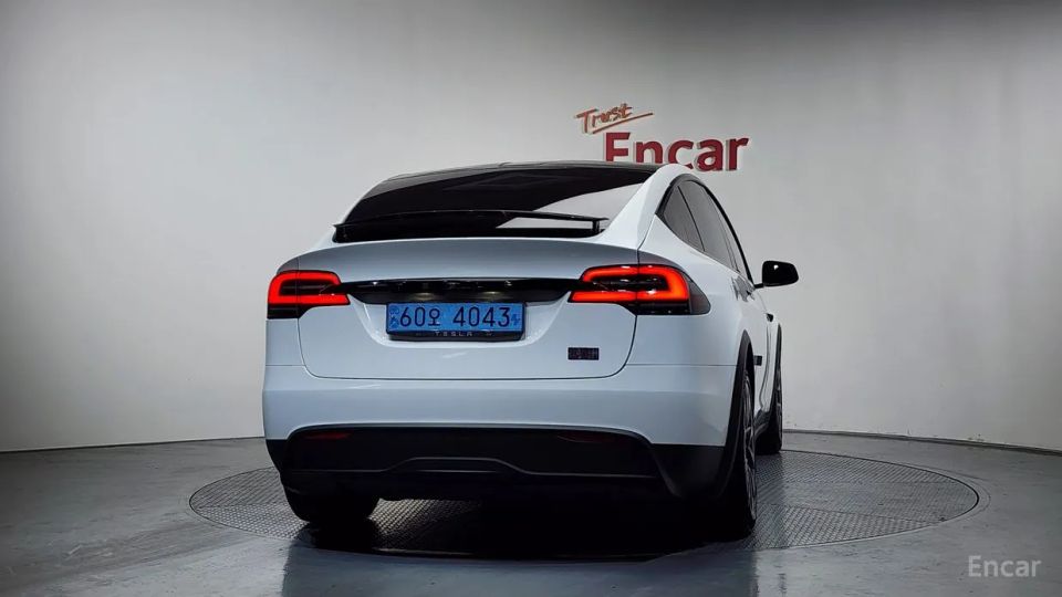 Tesla model-x
