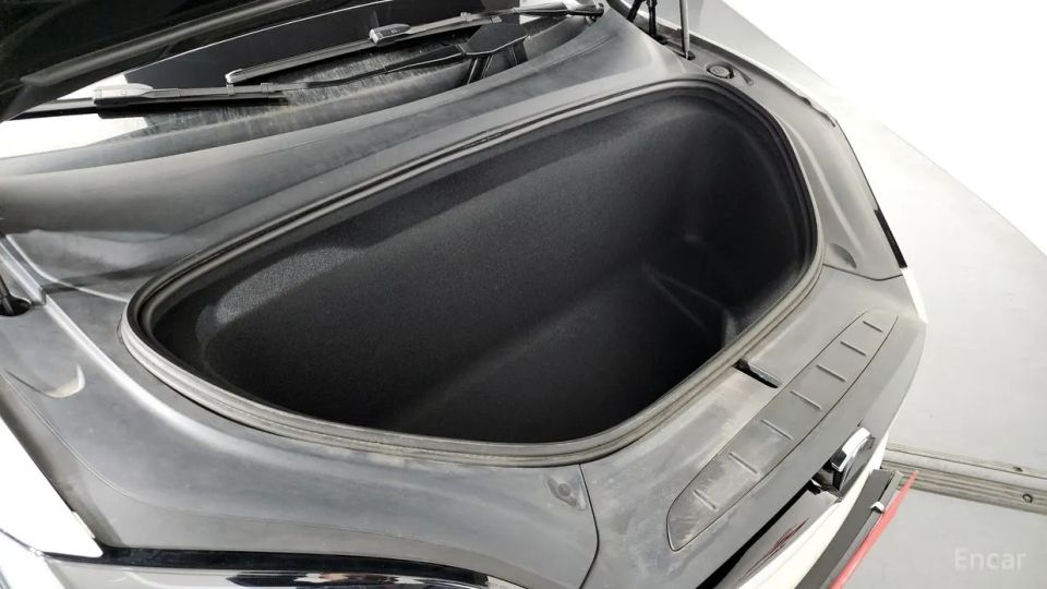 Tesla model-x