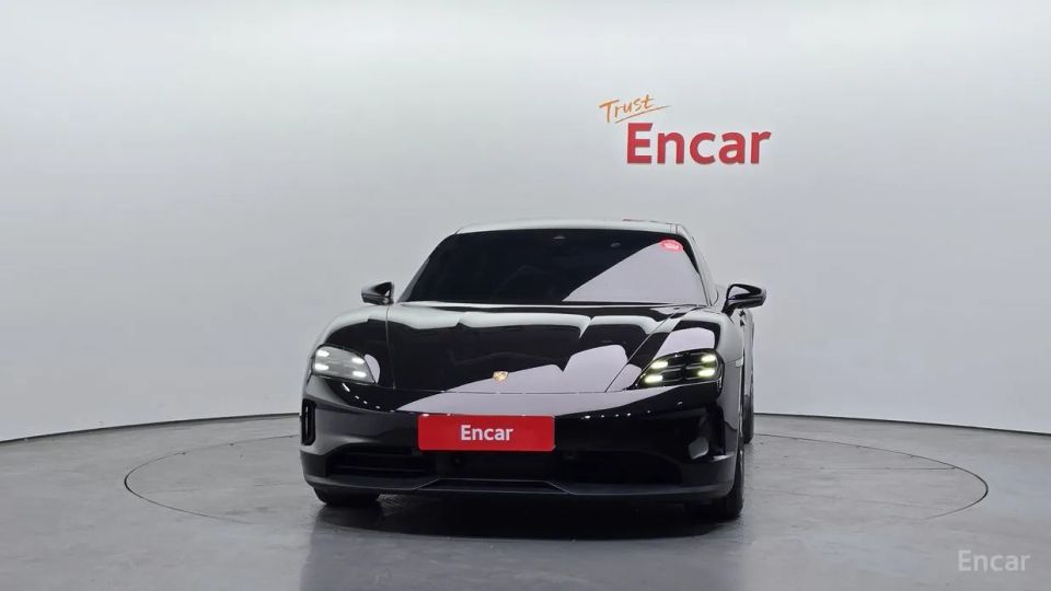 Porsche Taycan