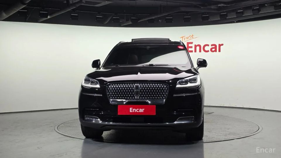 Lincoln Aviator