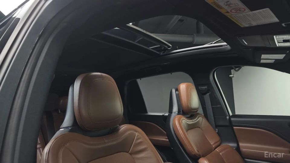 Lincoln Aviator