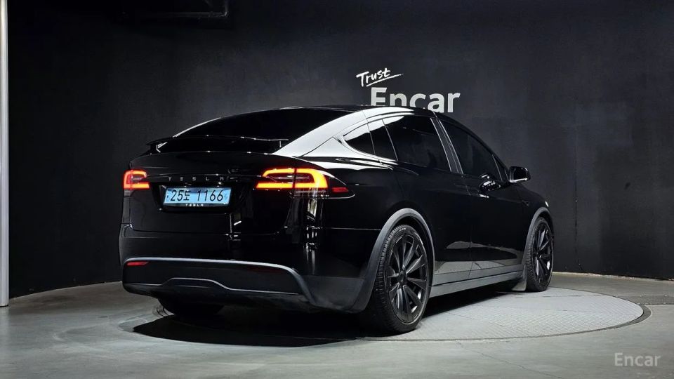 Tesla model-x