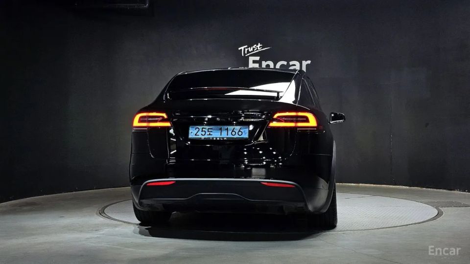 Tesla model-x
