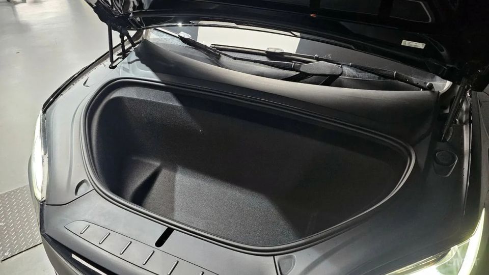 Tesla model-x