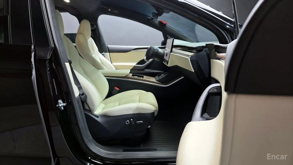 Tesla model-x