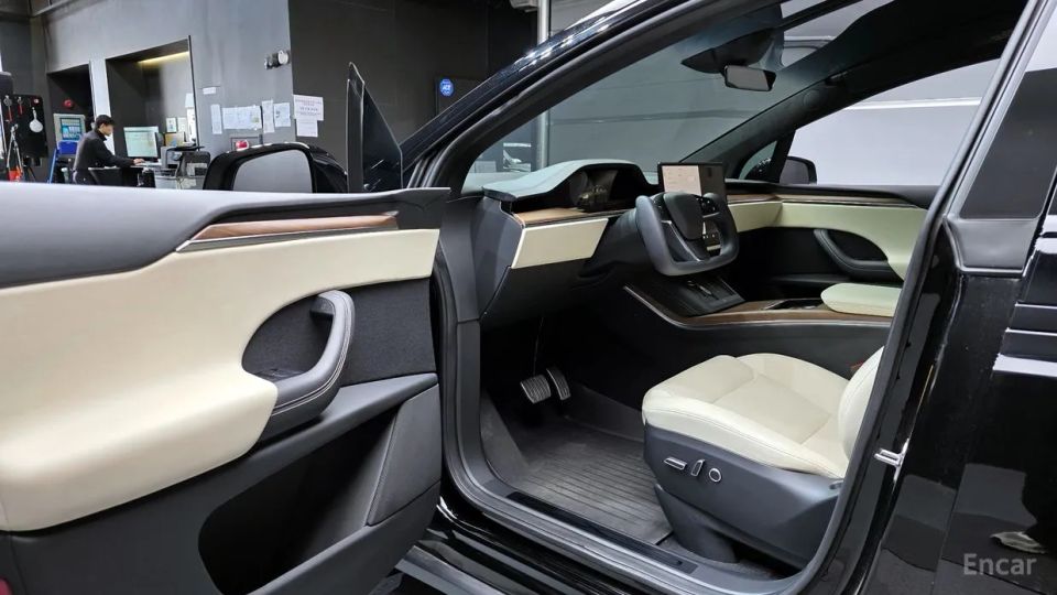 Tesla model-x