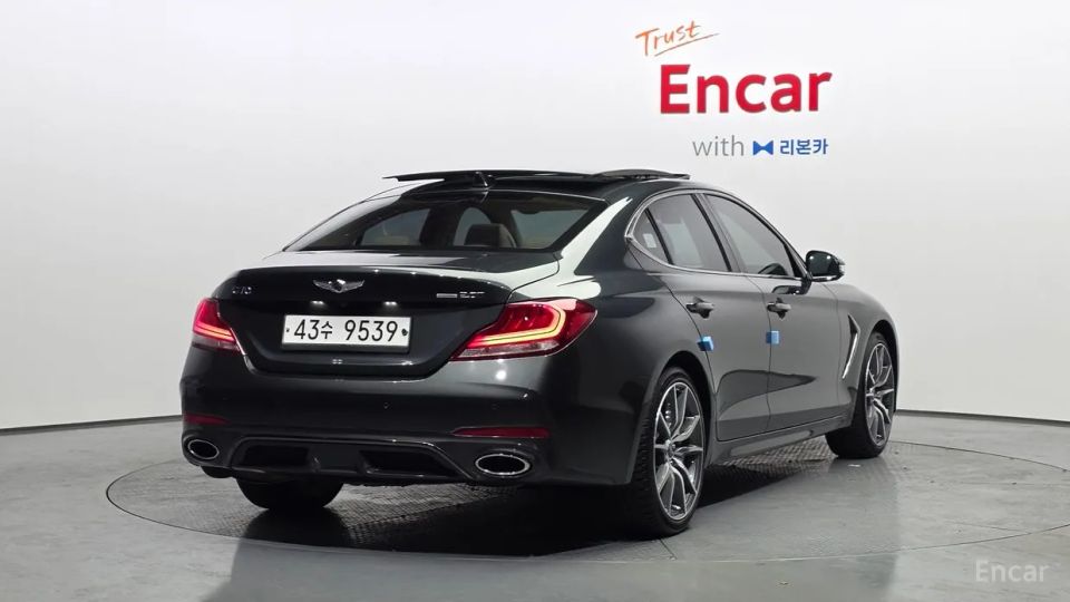 Genesis G70