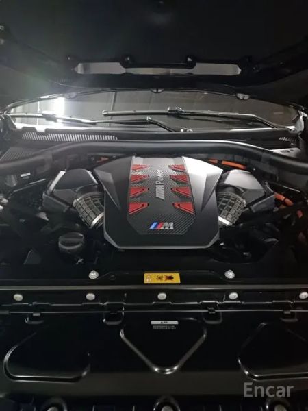 BMW XM