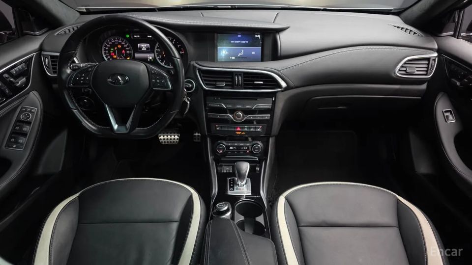 Infiniti Q30