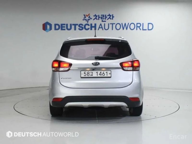 Kia Carens