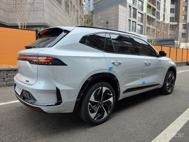 Renault-KoreaSamsung Grand Koleos