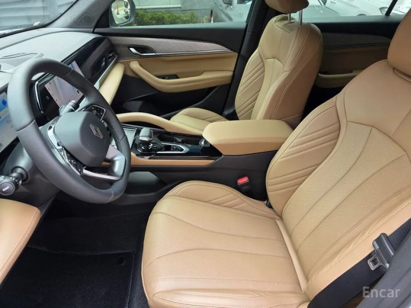 Renault-KoreaSamsung Grand Koleos