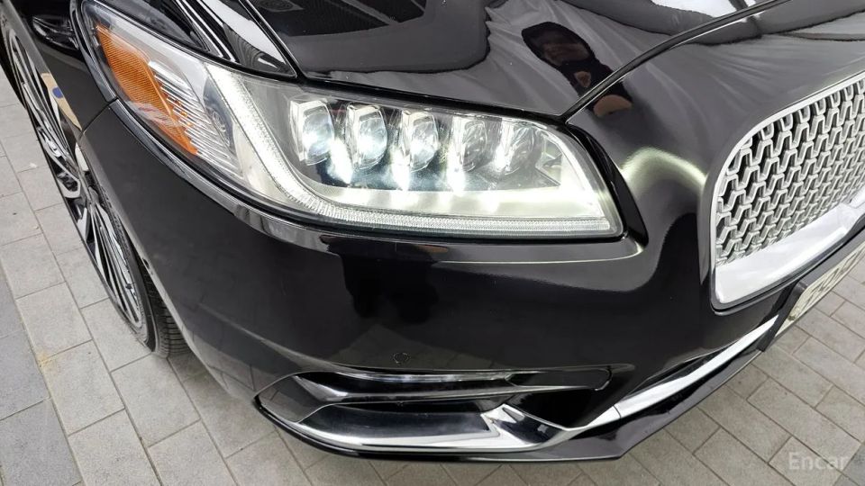 Lincoln Continental