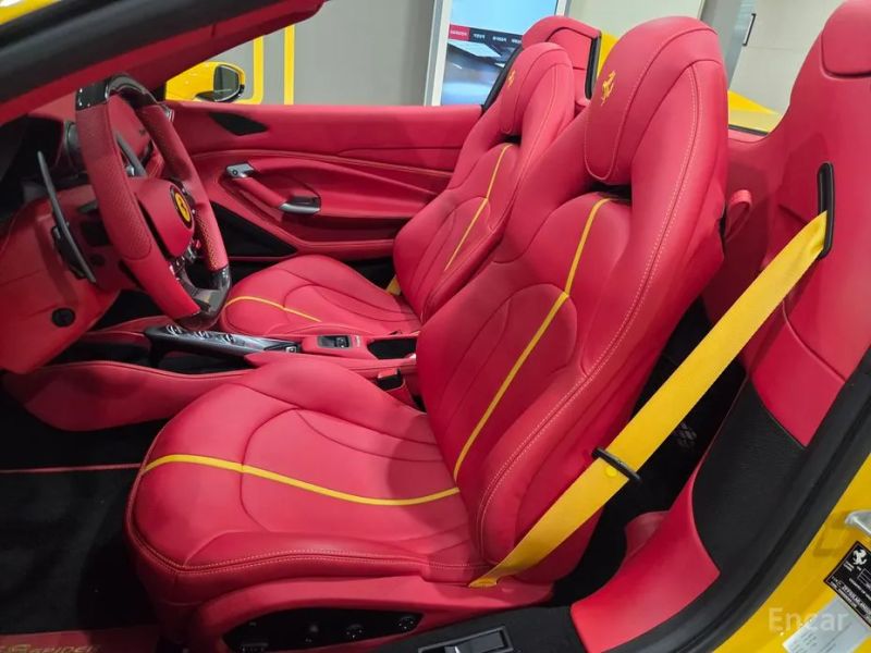 Ferrari F8