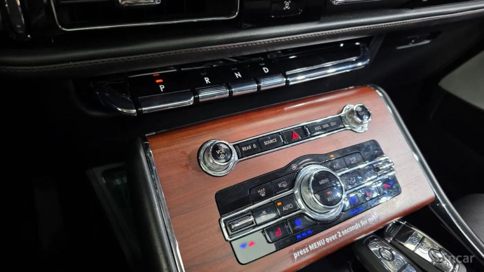 Lincoln Aviator