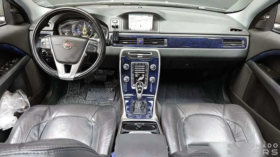Volvo XC70