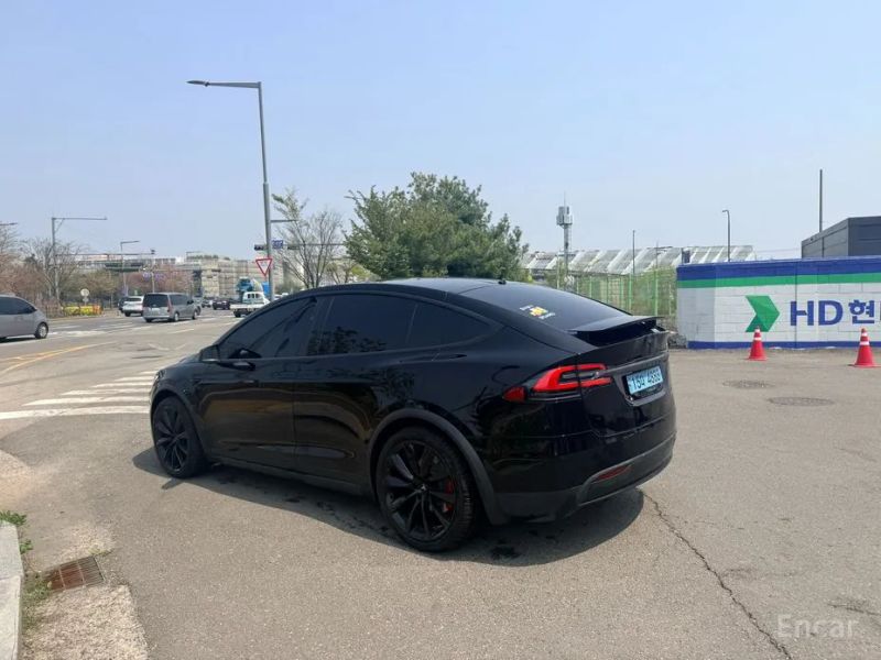 Tesla model-x